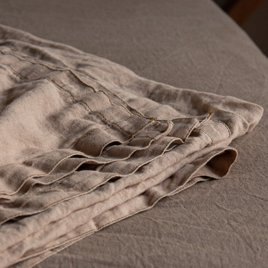 detalle de colcha de lino