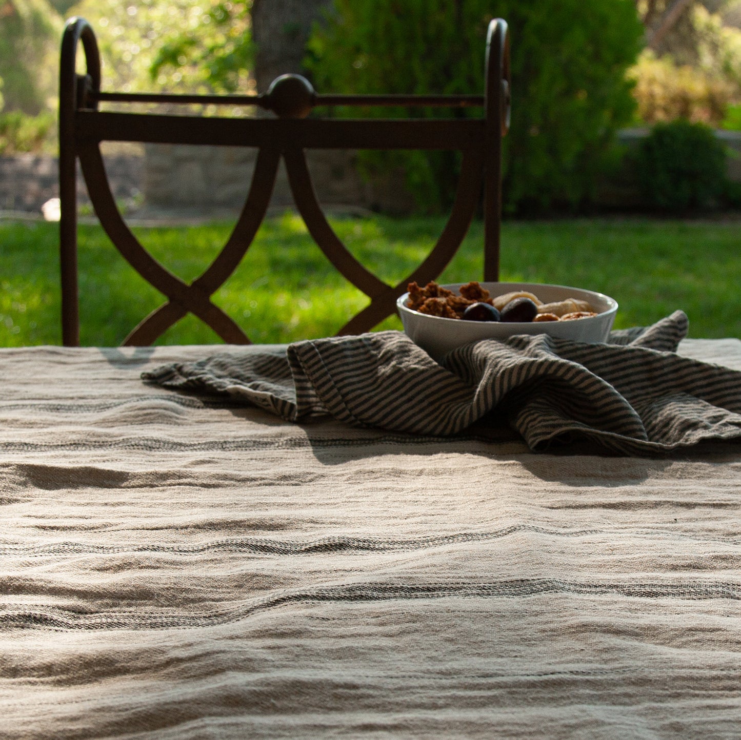 CARPI linen tablecloth