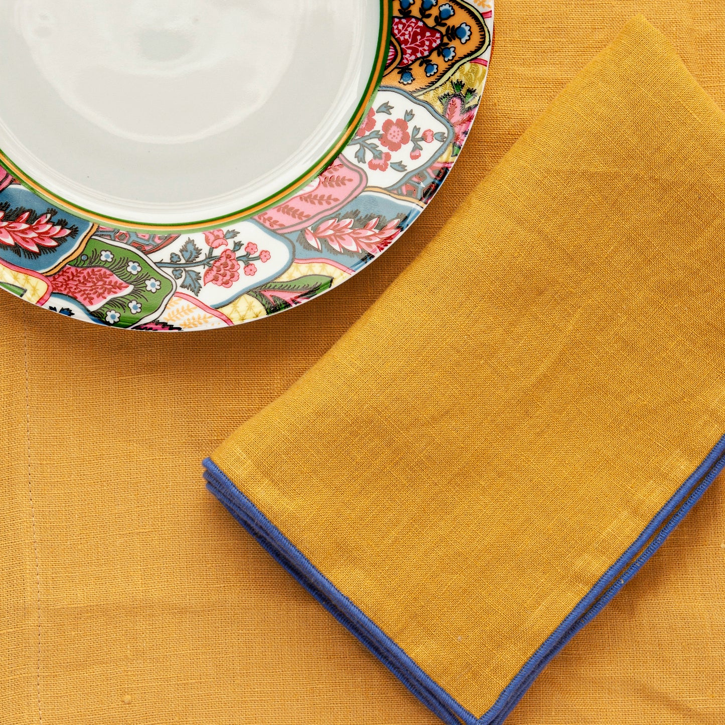 Linen napkins with hemstitch