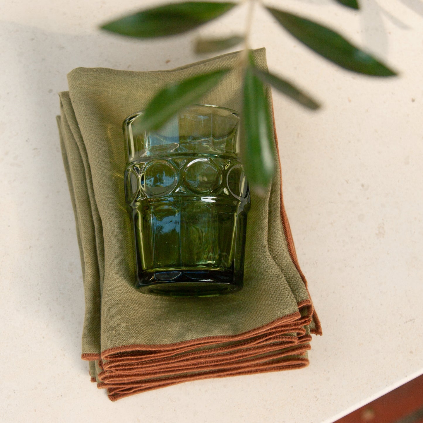 Linen napkins with hemstitch