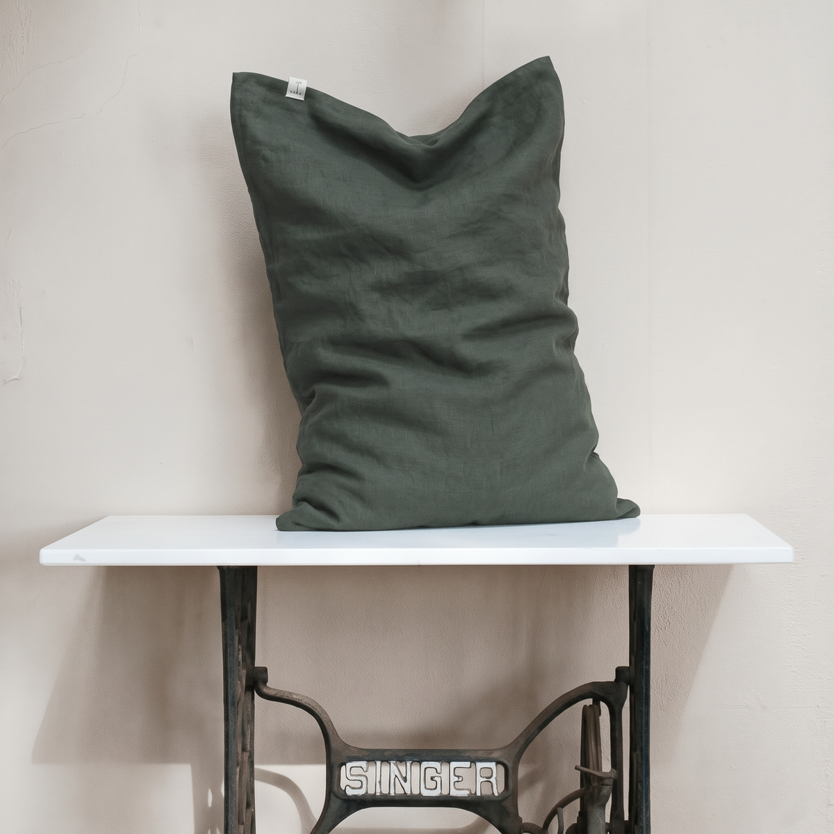 Taie d'oreiller en lin VERT LAURIER FONCÉ - 170 g/m²
