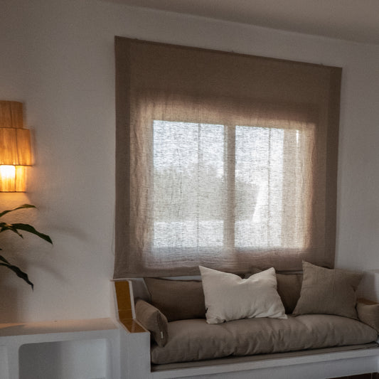 Detalle del tejido de lino del estor artesanal