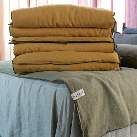 Edredón para pie de cama de lino y lana