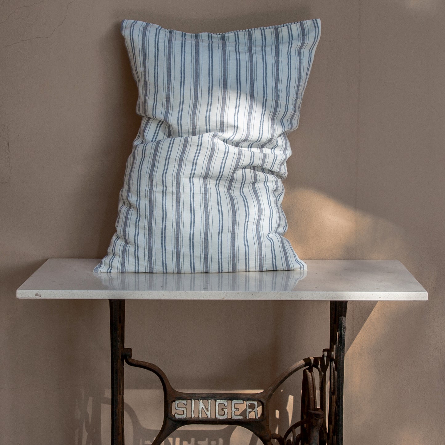 Funda de almohada de lino MIKONOS - dE.LENZO