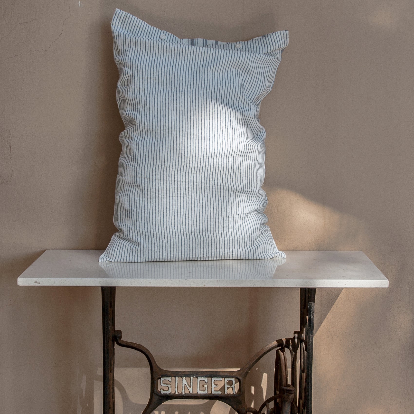 Funda de almohada de lino MIKONOS - dE.LENZO