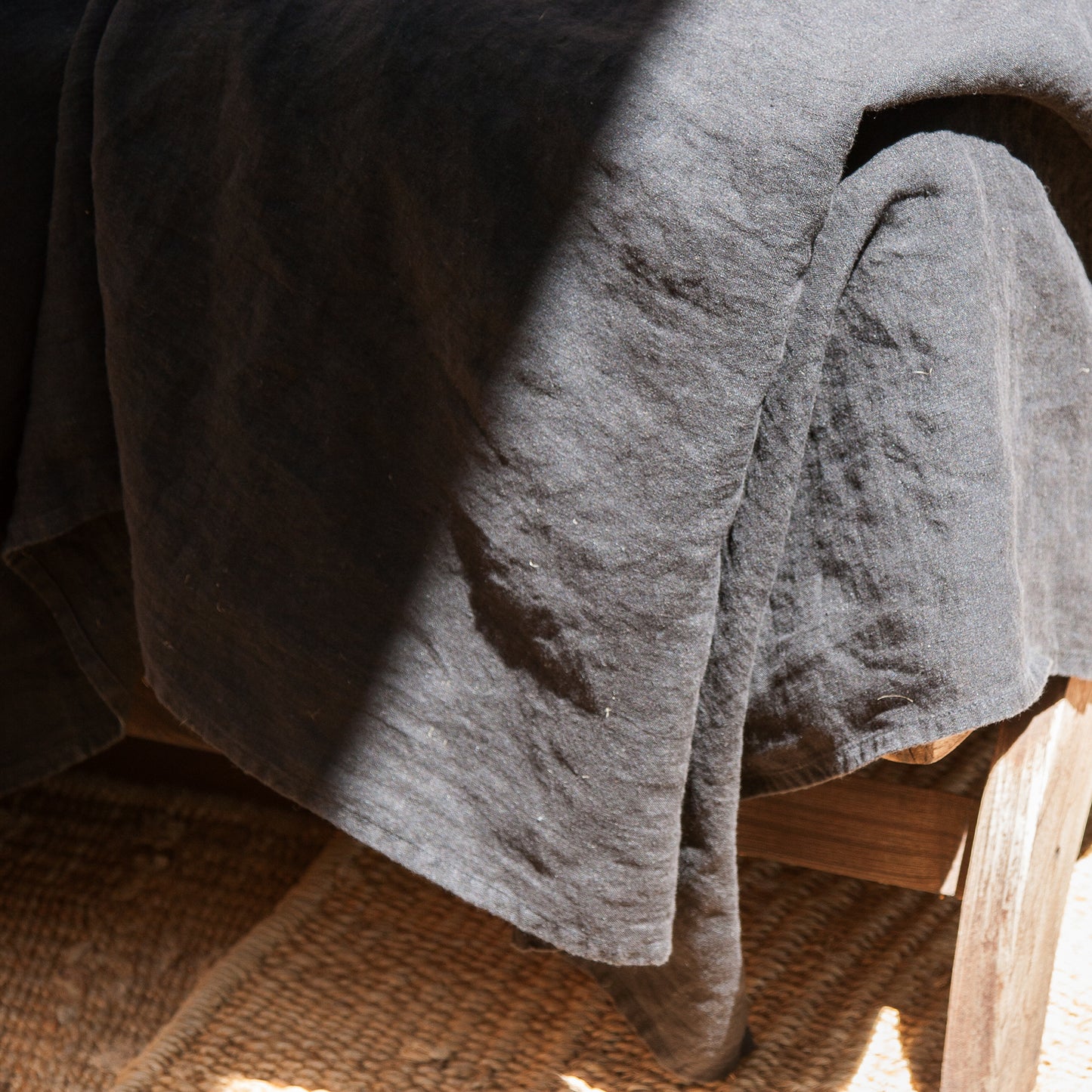 Juego de sábanas de lino CARBÓN-4 piezas