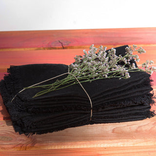 Set de servilletas de lino negro.