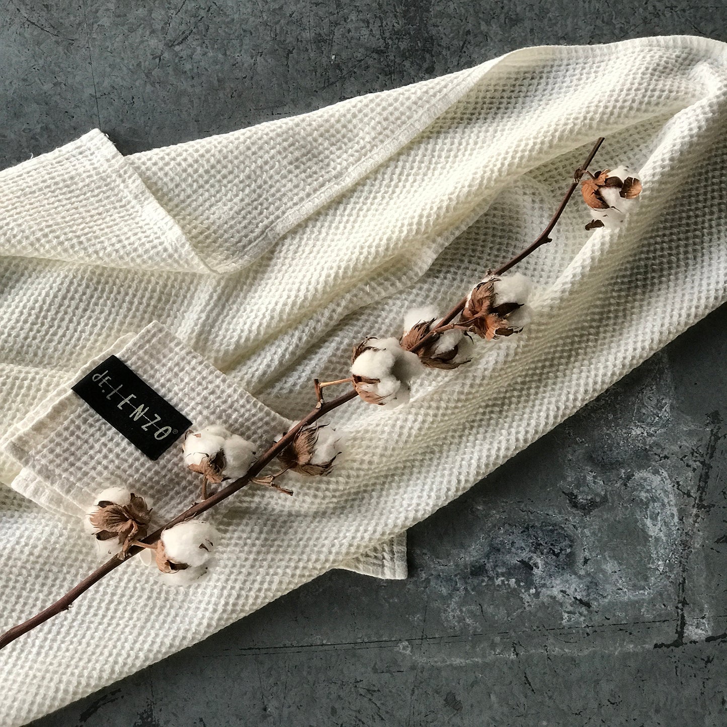 Toalla de lino gofre blanca