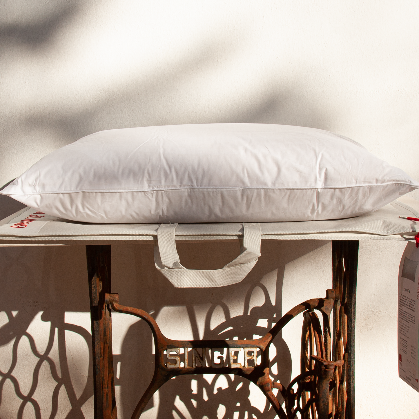 Natural pillow filling 100% ALPINE WOOL