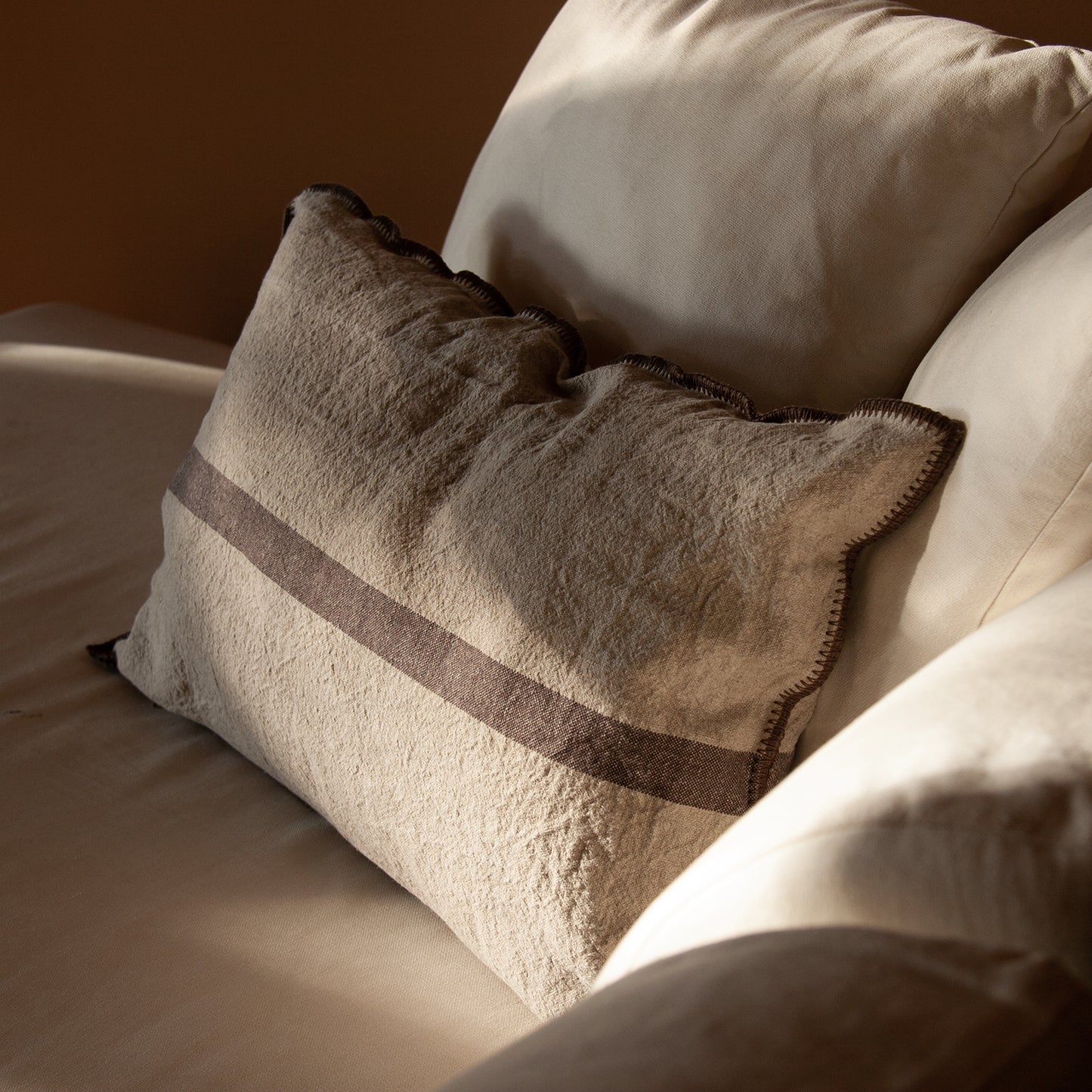 Terra linen cushion