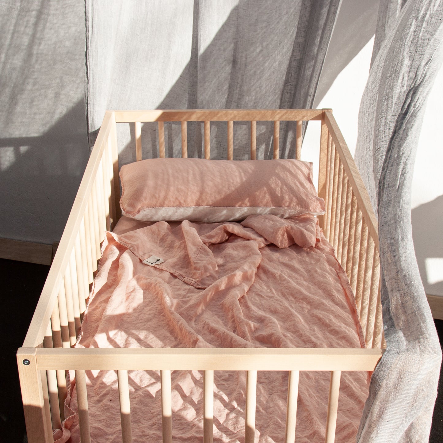 Juego de sábanas cuna MAFALDA