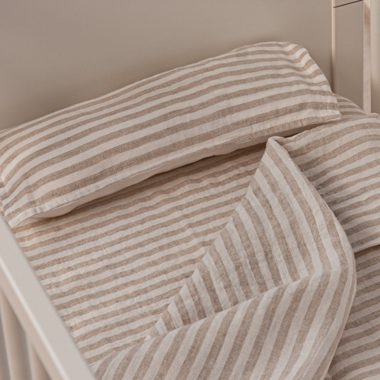 Ropa de mini cuna COLETE