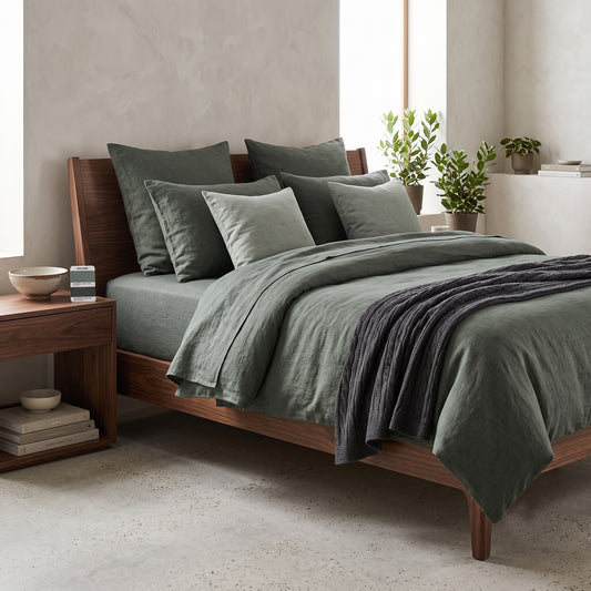 Complete set of DARK LAUREL GREEN linen—170 g/m²