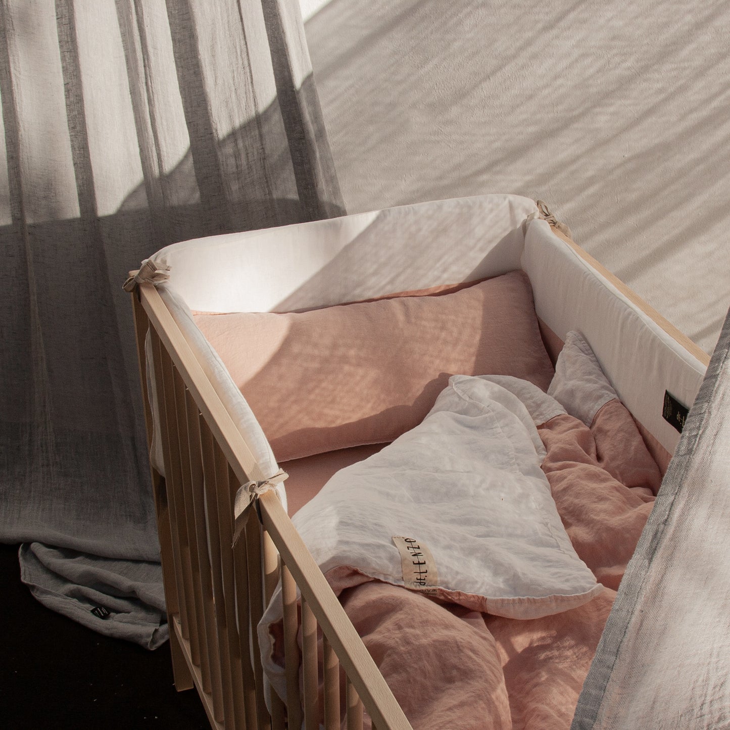 Protector de cuna MAFALDA