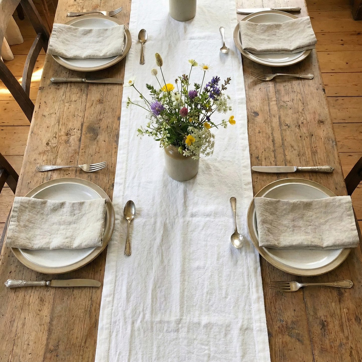 Chemins de table en lin MARRAKECH brodés