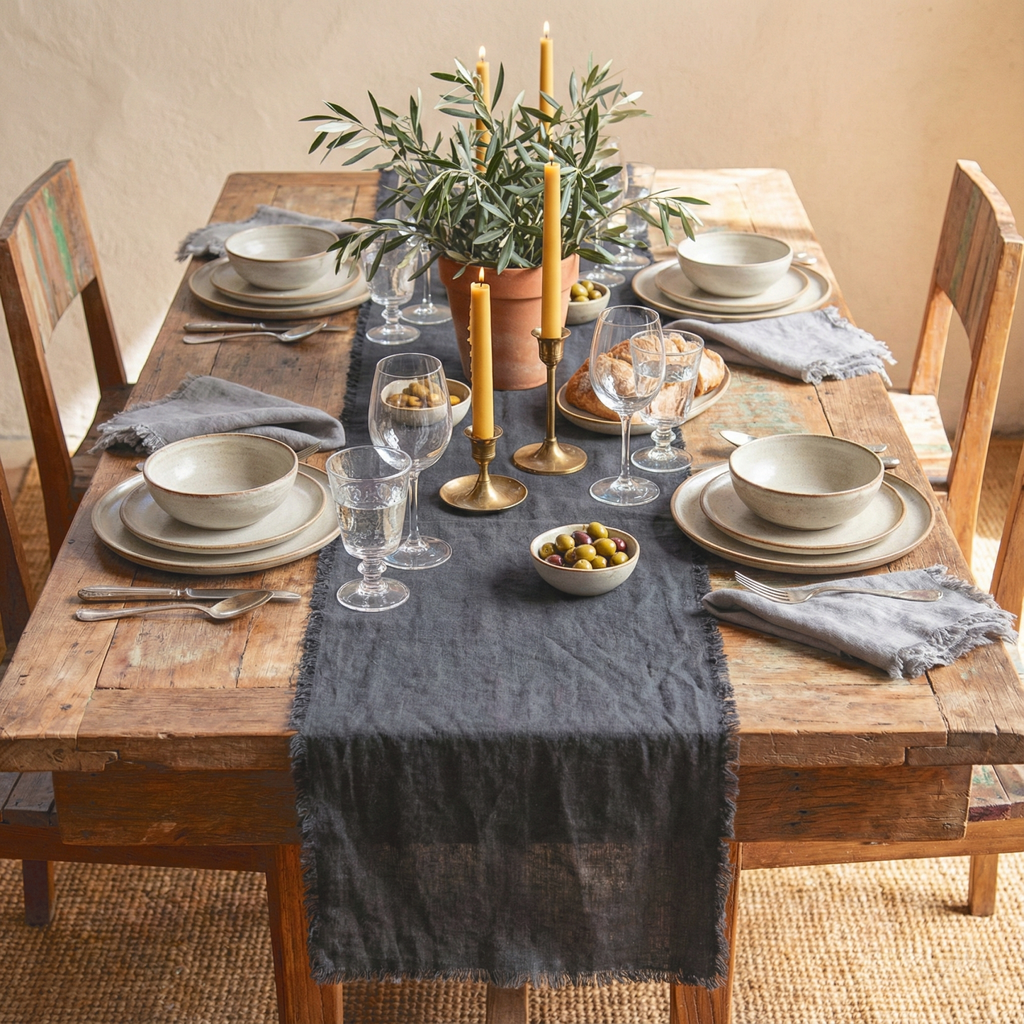 Caminos de mesa de lino MARRAKECH desflecados