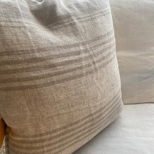 Linen cushions Provence Collection