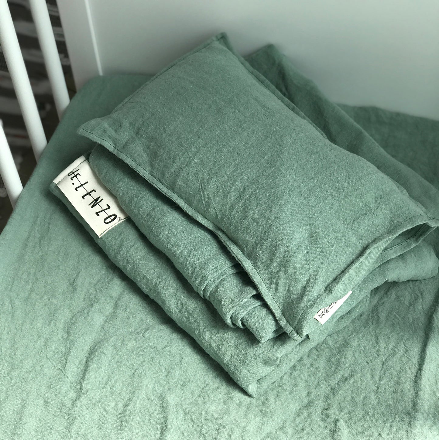 Juego de sábanas mini cuna MAFALDA