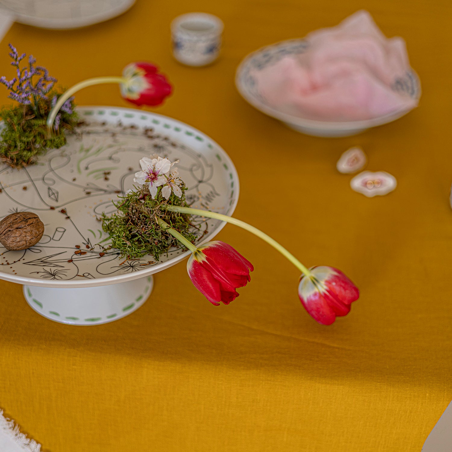 Linen tablecloth MUSTARD