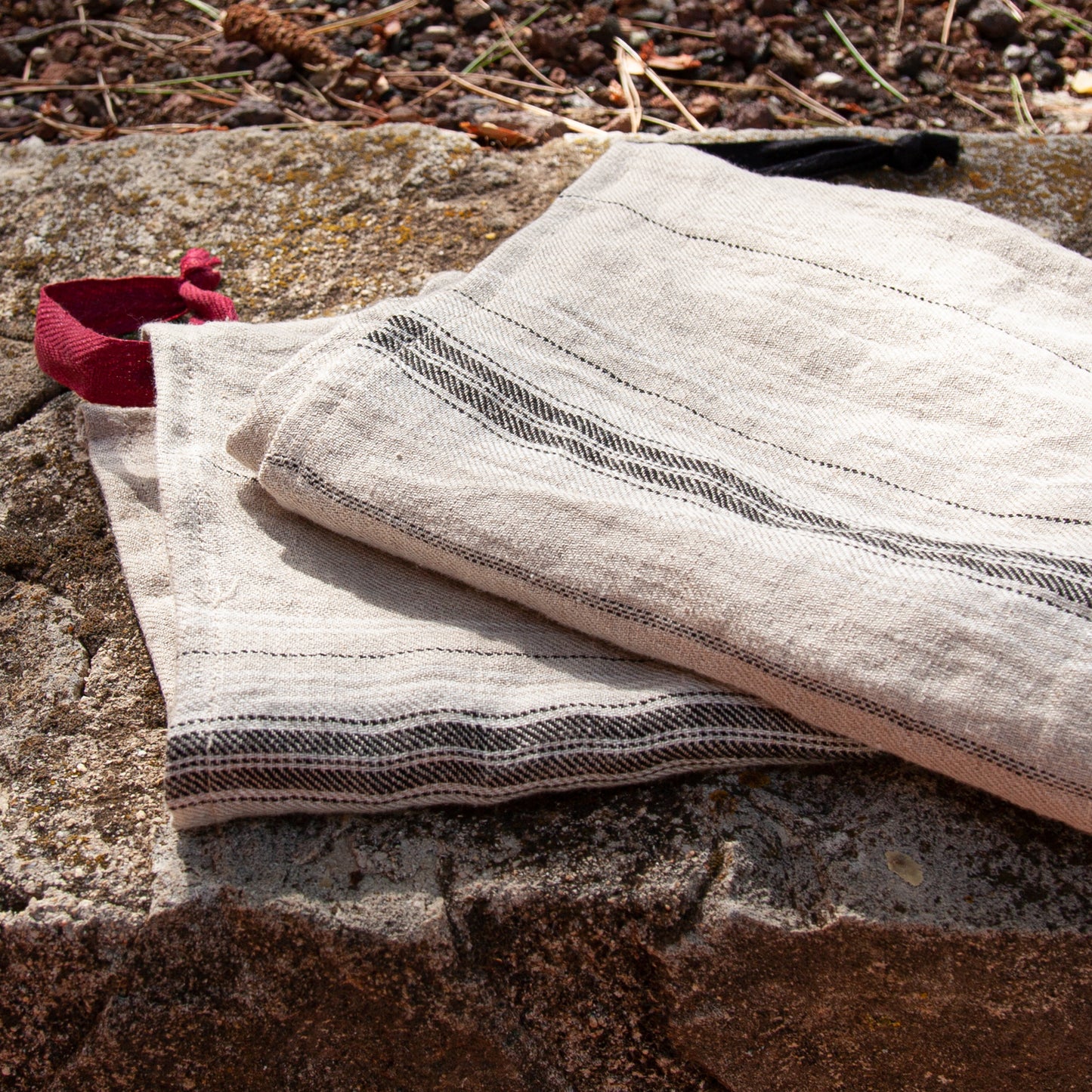 CAPRI linen kitchen towels - Main Image