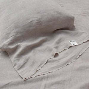 Fundas de lino para almohada. Desflecadas naturales