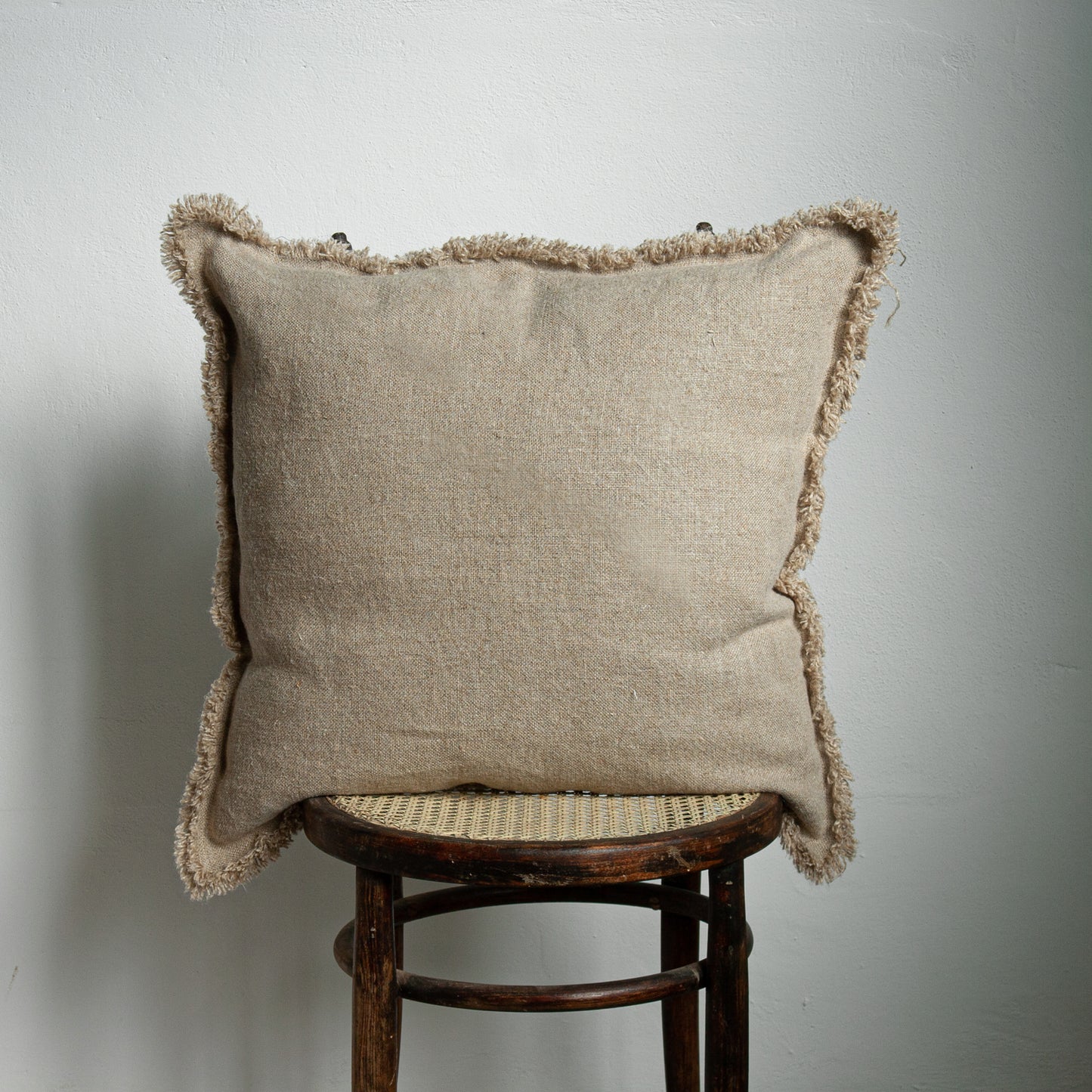 Linen cushion 60x60cm