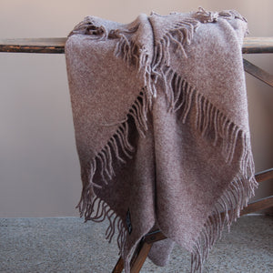 Manta de lana Australiana de color jaspeado.