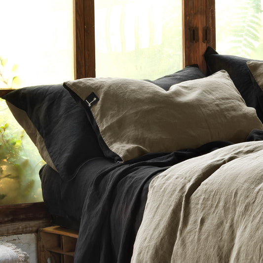 Funda de almohada de lino NEGRA&NATURAL - dE.LENZO 